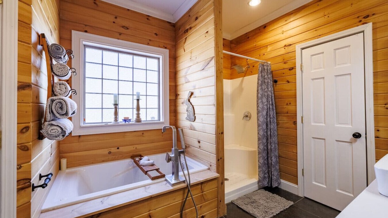 Photo of Bathroom in Mentone