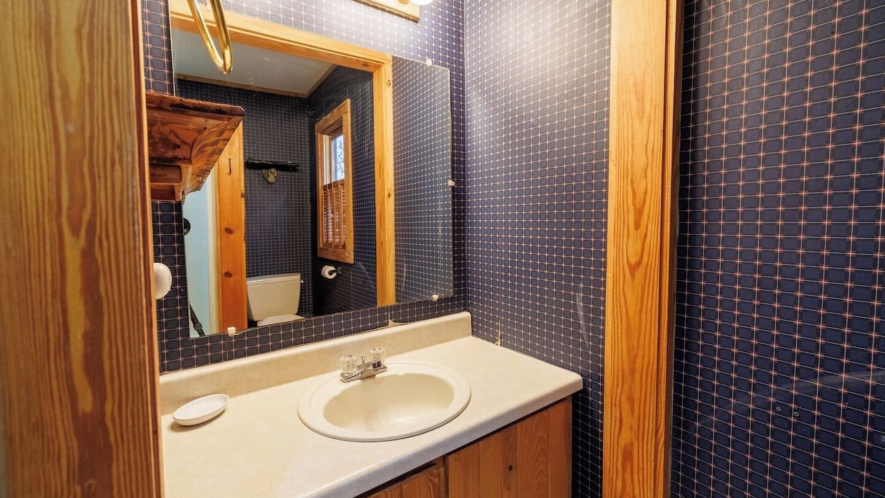Photo of Bathroom in Valley Head