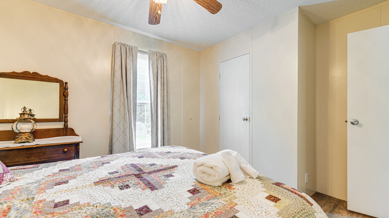 Photo of Bedroom in Hot Springs