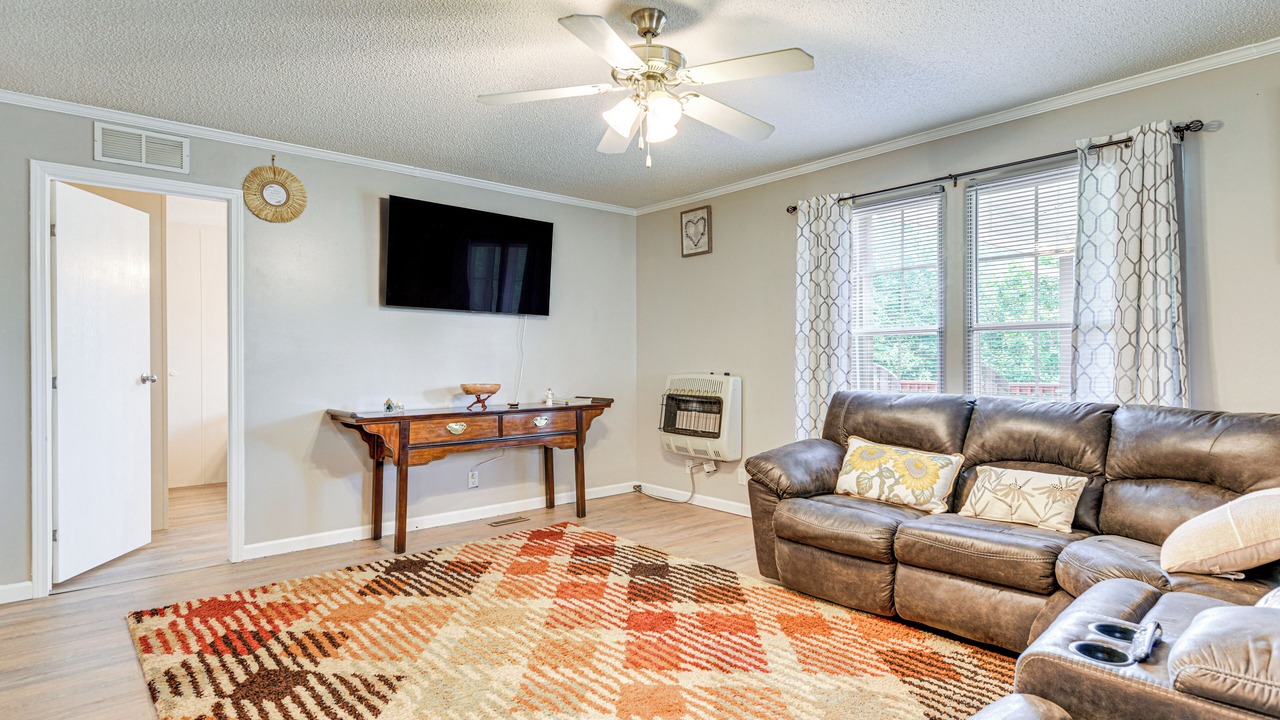 Photo of Livingroom in Hot Springs