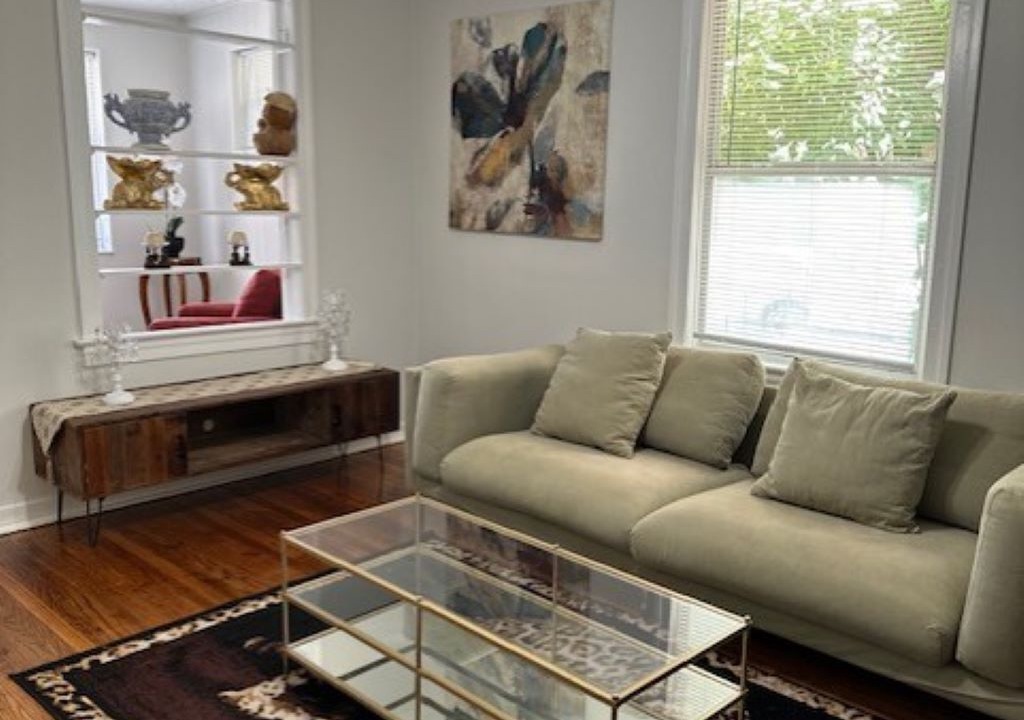 Photo of Livingroom in Northside