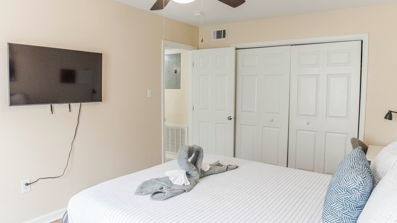 Photo of Bedroom in Gulfport