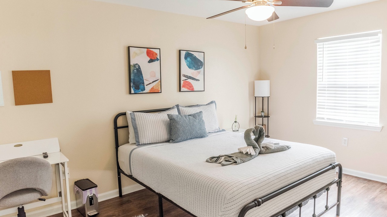 Photo of Bedroom in Gulfport
