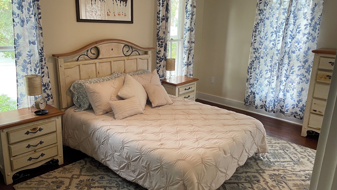 Photo of Bedroom in DeLand