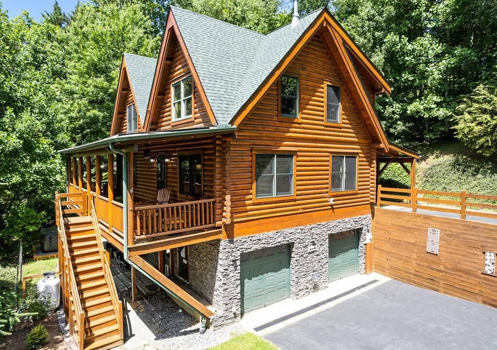 Photo of Outdoor in Waynesville