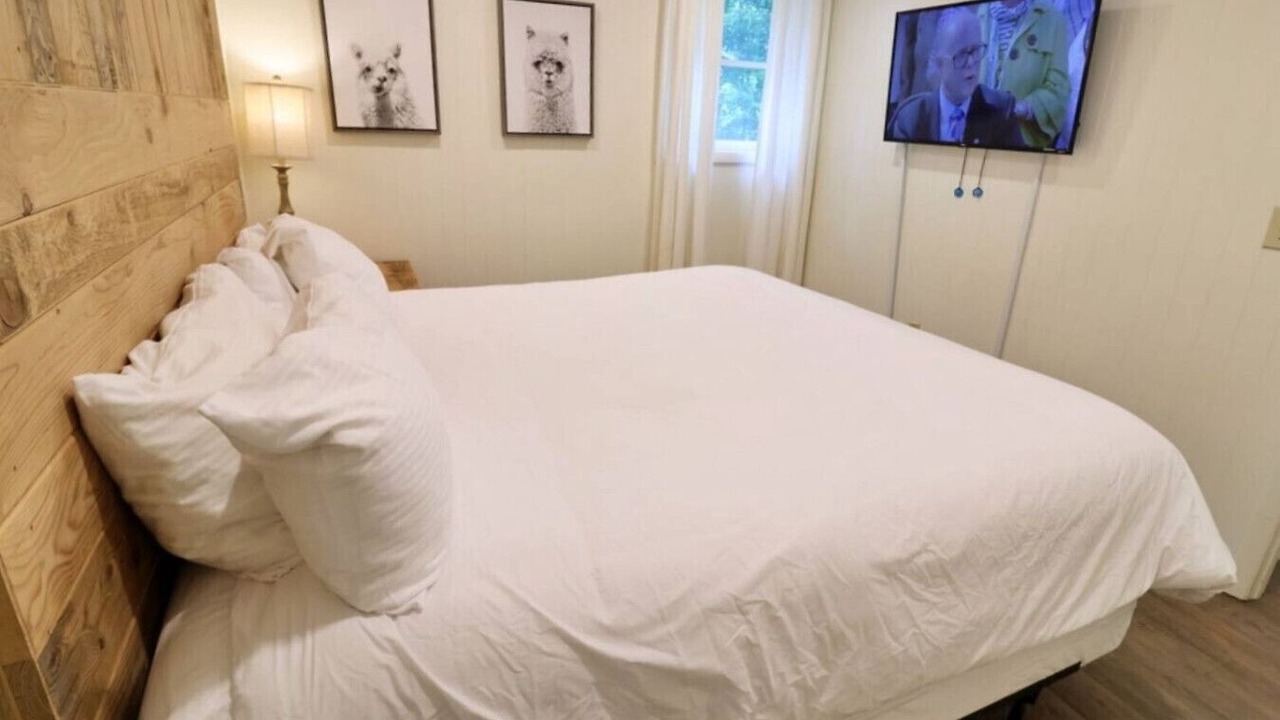 Photo of Bedroom in Cherokee