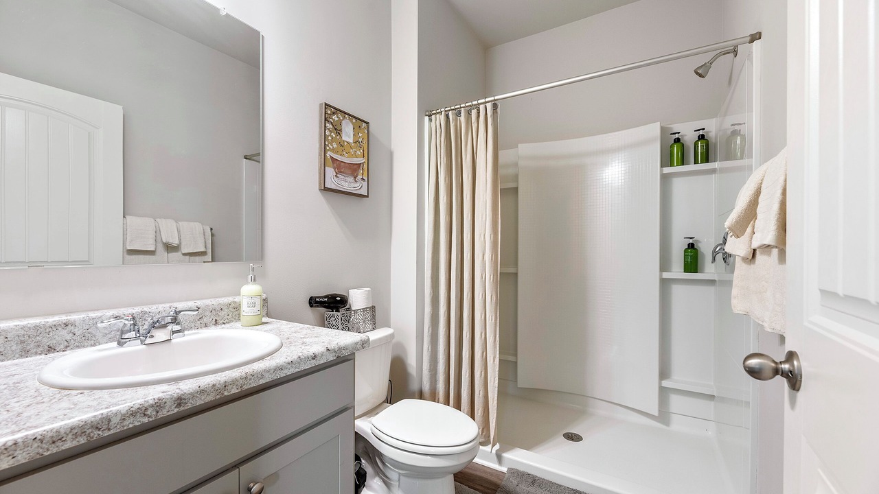Photo of Bathroom in Cliftondale