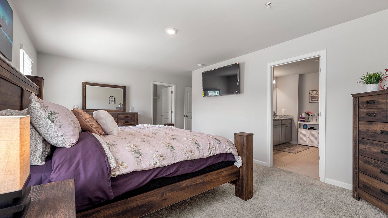 Photo of Bedroom in Cliftondale