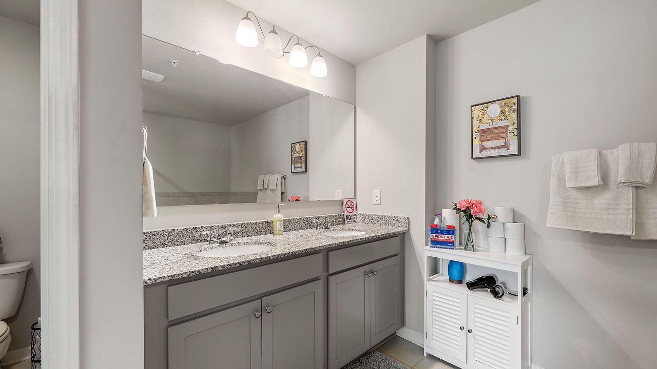 Photo of Bathroom in Cliftondale