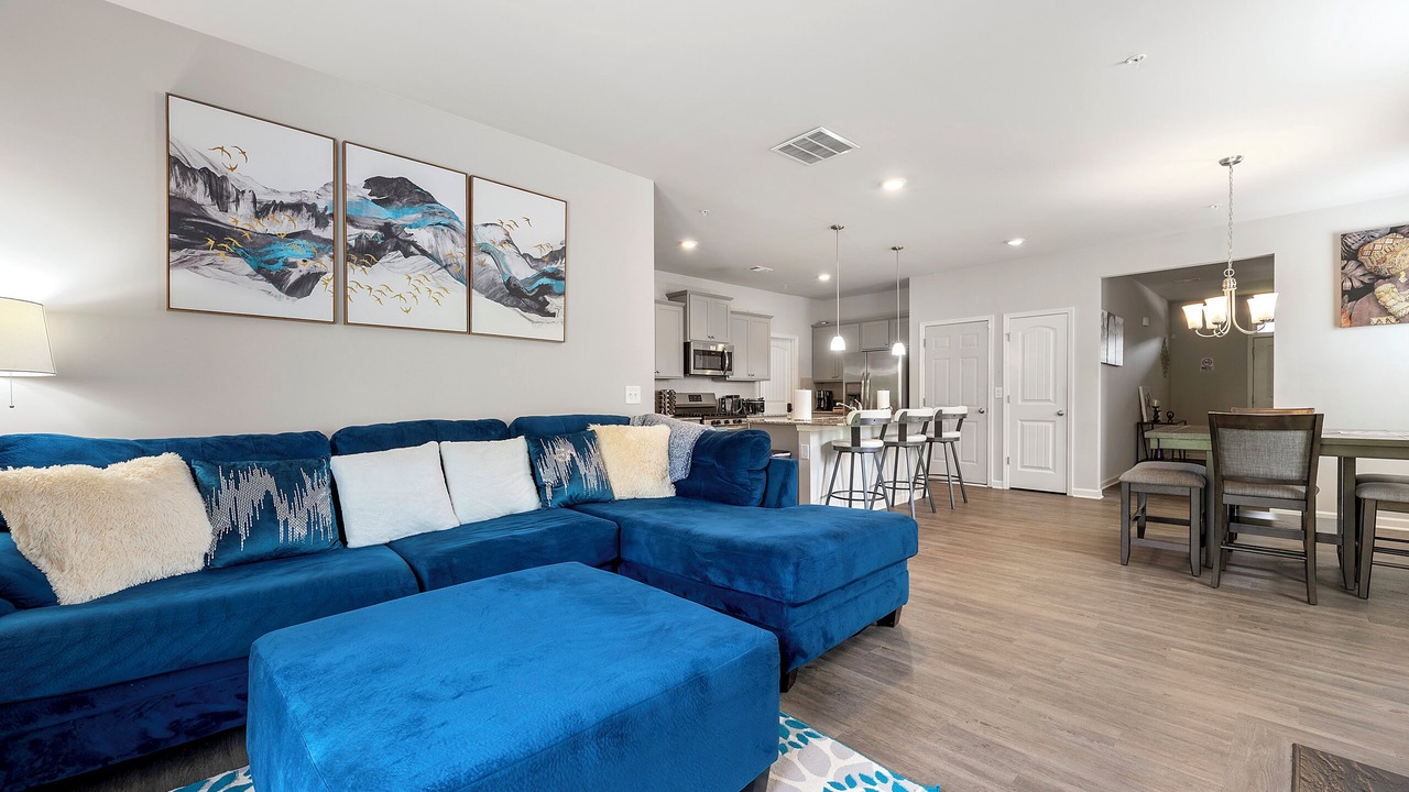 Photo of Livingroom in Cliftondale
