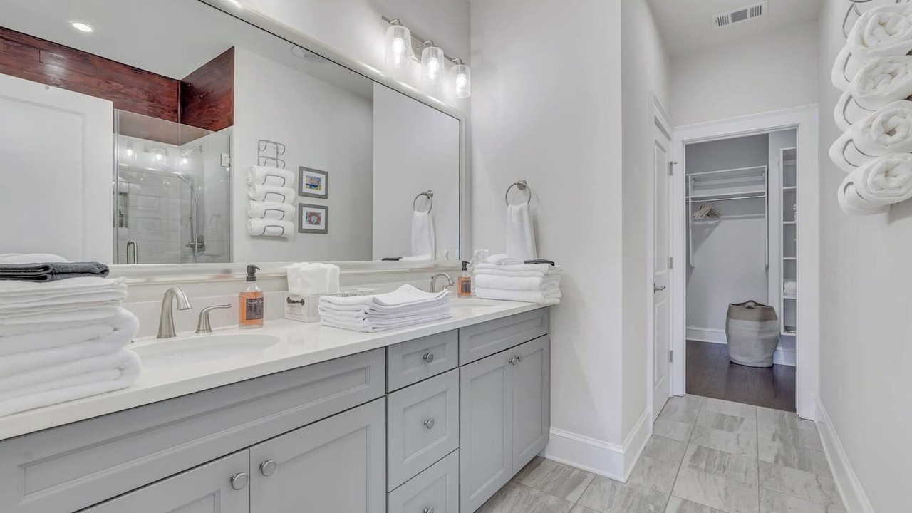 Photo of Bathroom in Hitch Village - Fred Wessels Homes