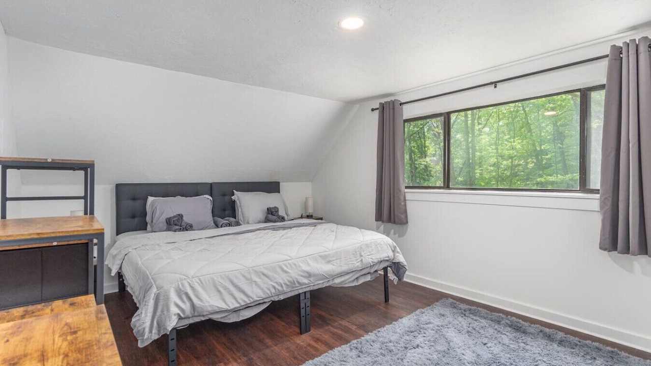 Photo of Bedroom in Waynesville