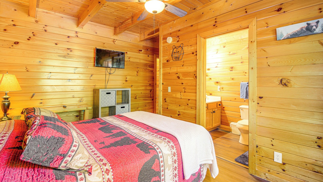 Photo of Bedroom in Sevierville