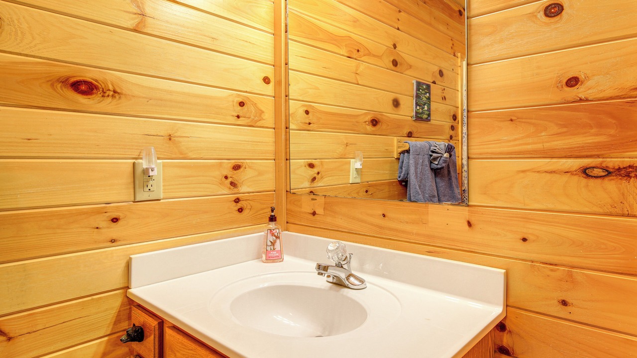 Photo of Bathroom in Sevierville