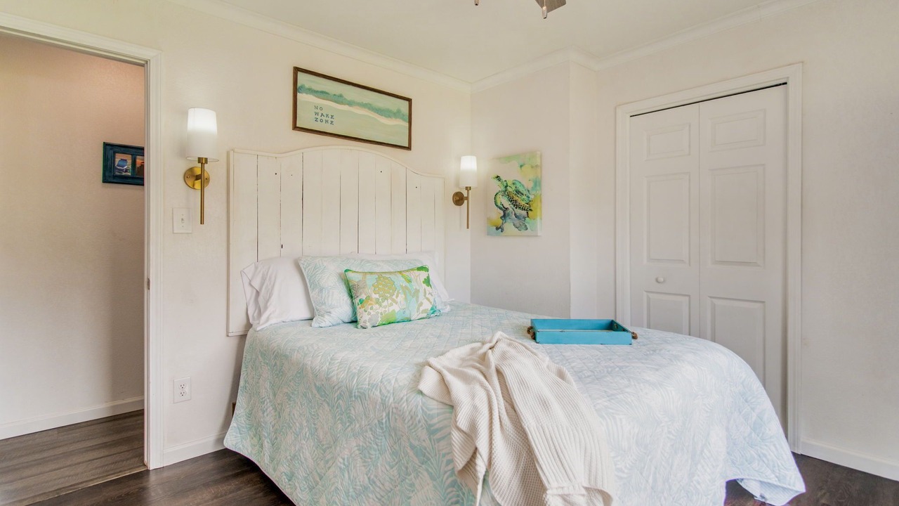 Photo of Bedroom in Sunset Bayou
