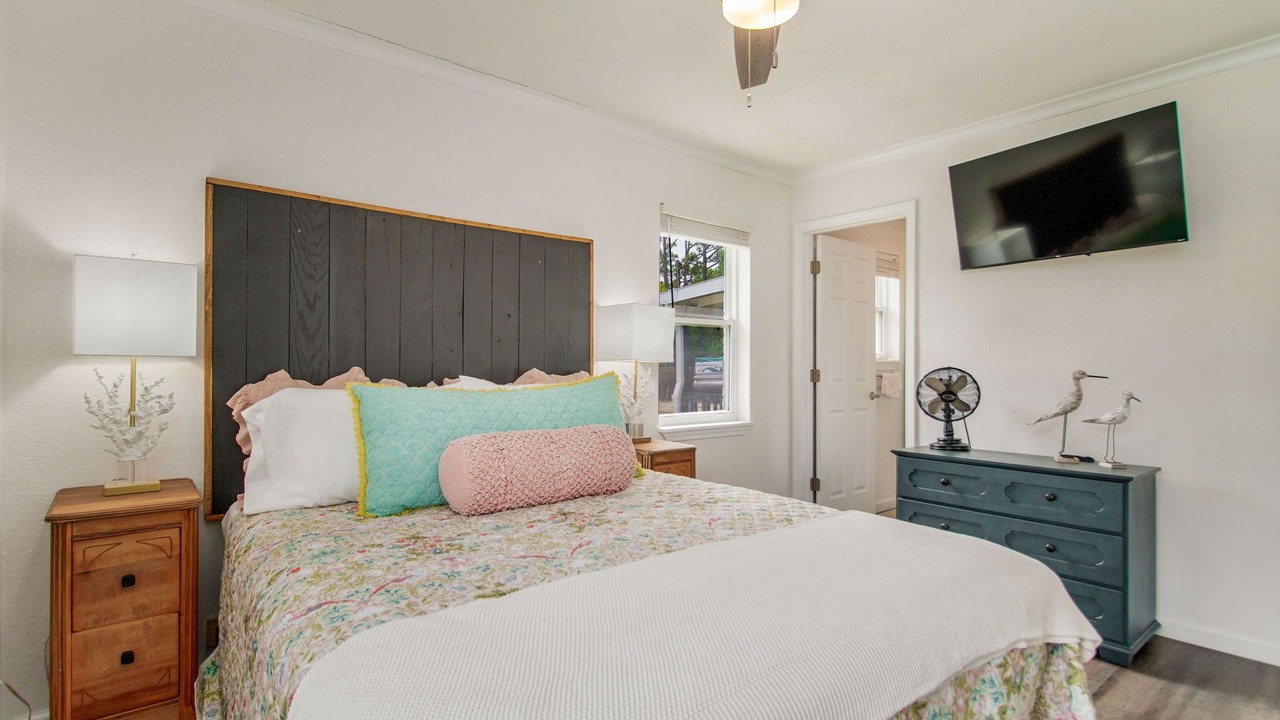 Photo of Bedroom in Sunset Bayou