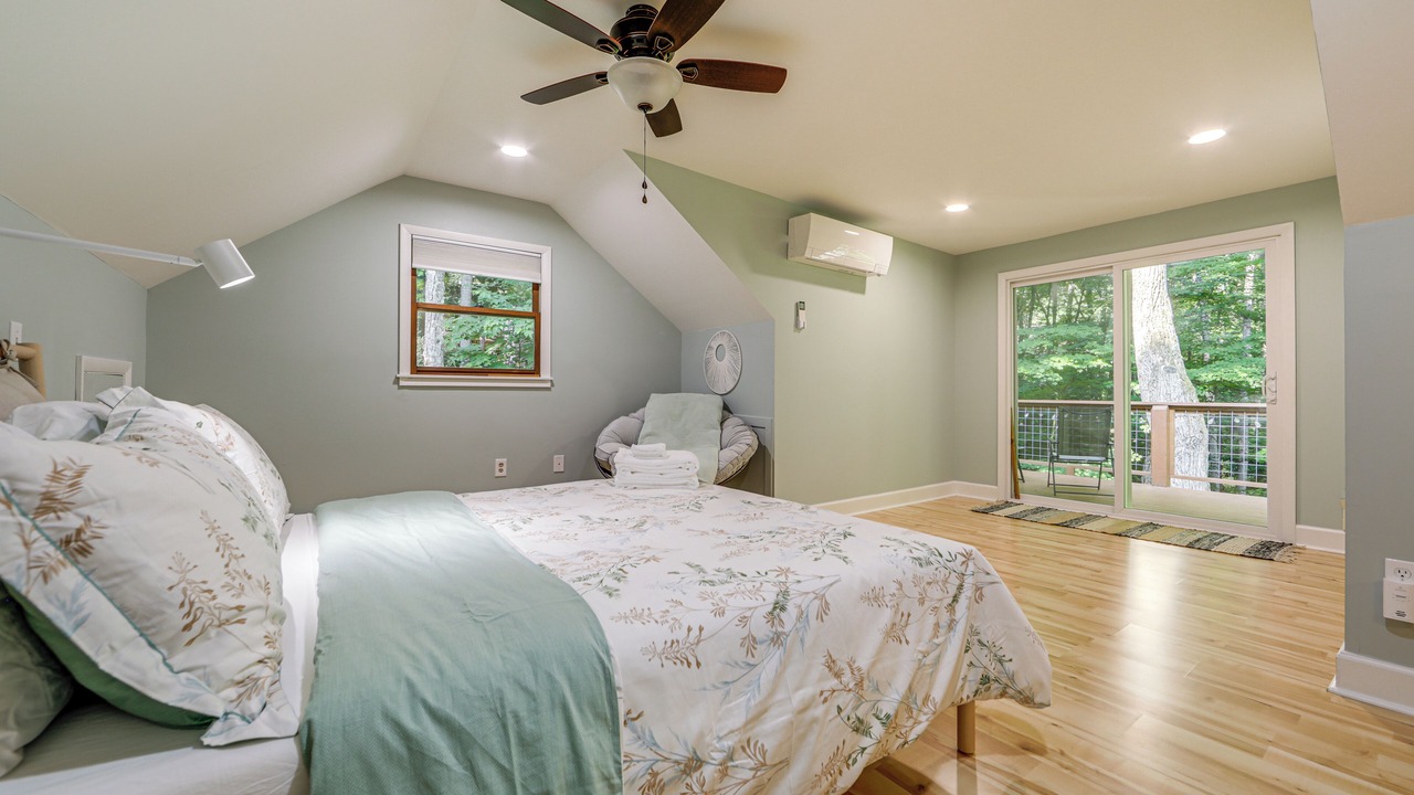 Photo of Bedroom in Maggie Valley