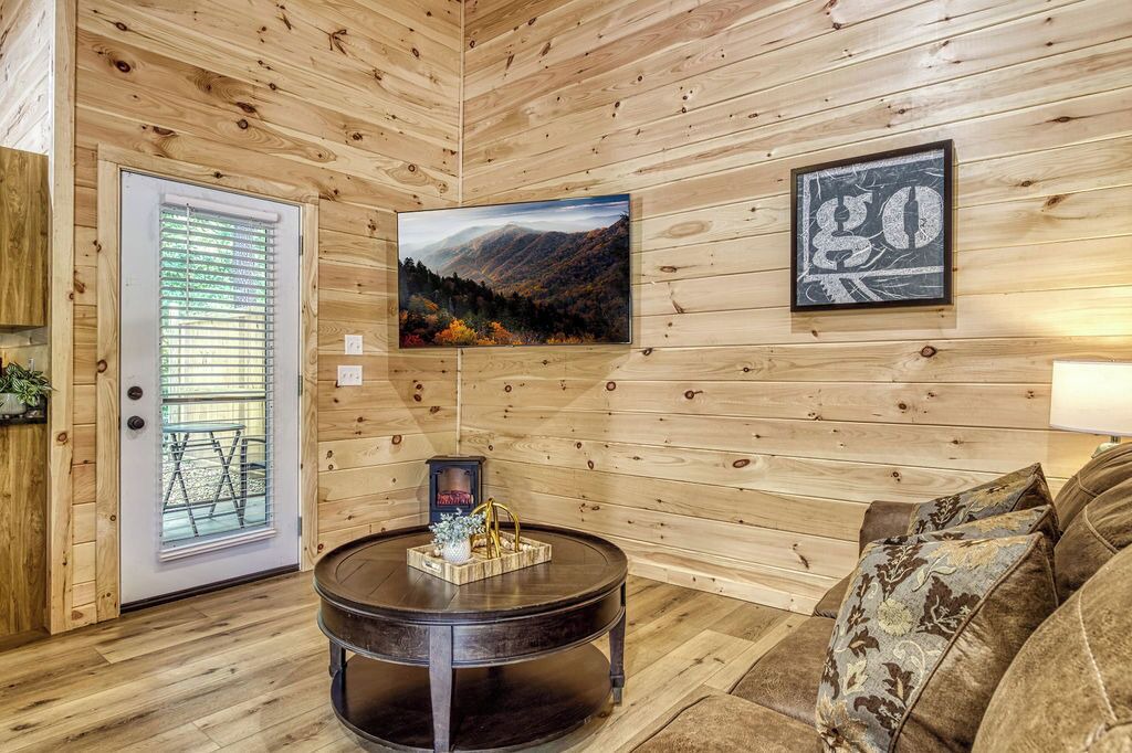 Photo of Livingroom in Cosby