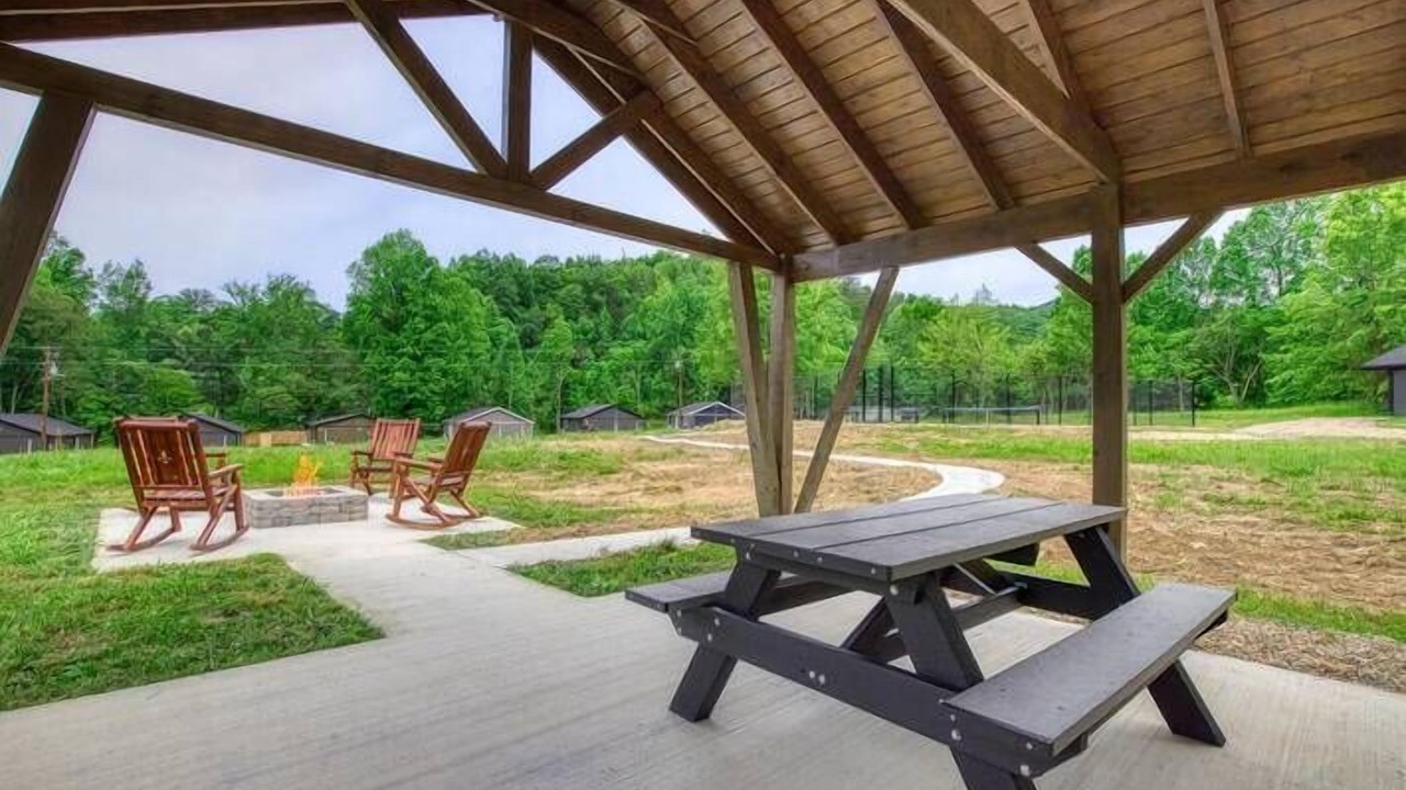Photo of Outdoor in Cosby