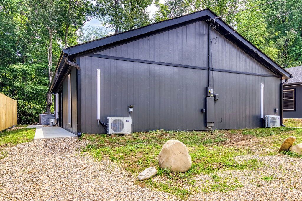 Photo of Outdoor in Cosby