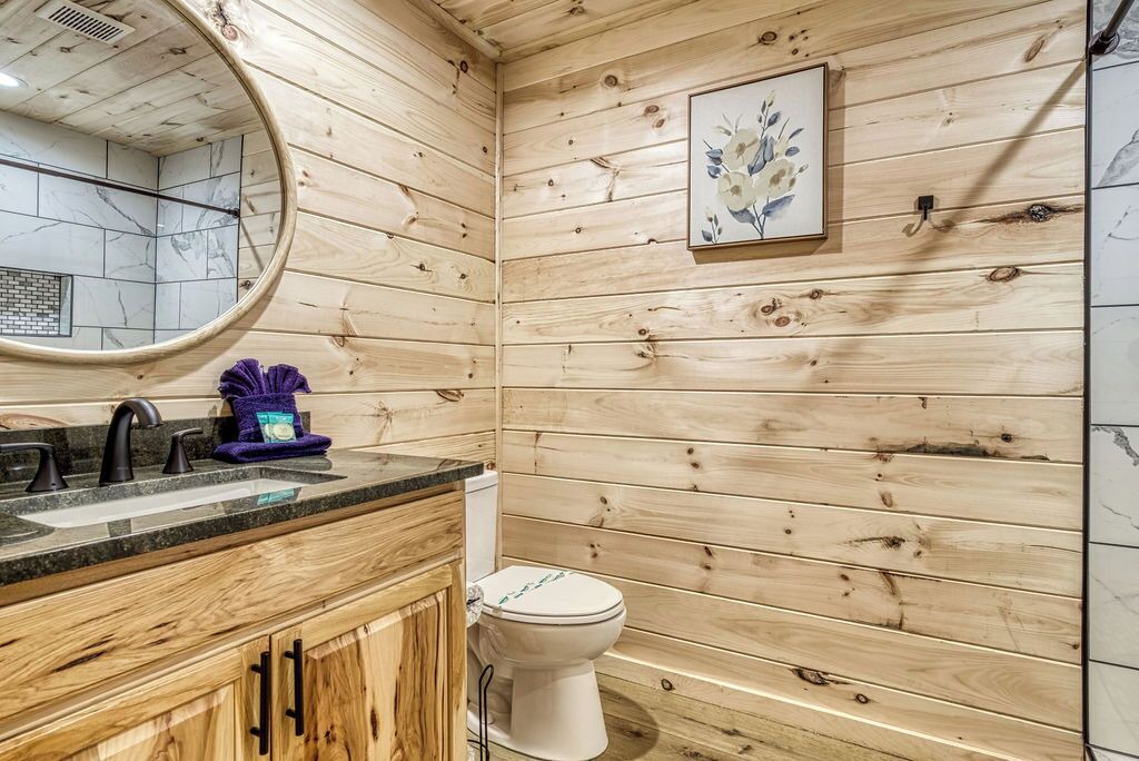 Photo of Bathroom in Cosby