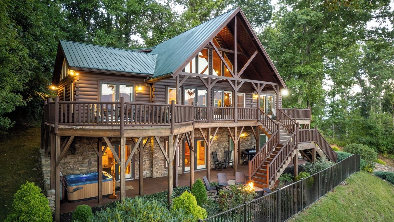 Photo of Others in Maggie Valley