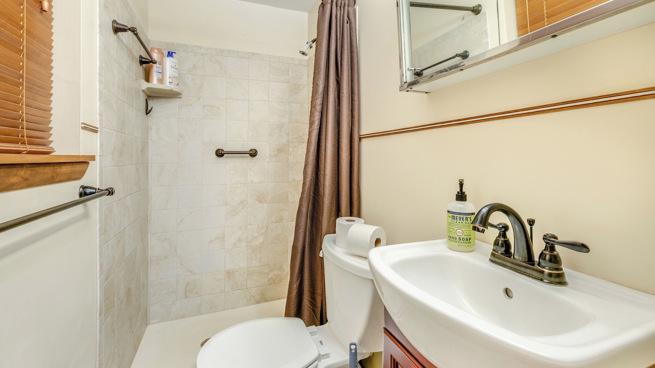 Photo of Bathroom in Arlington