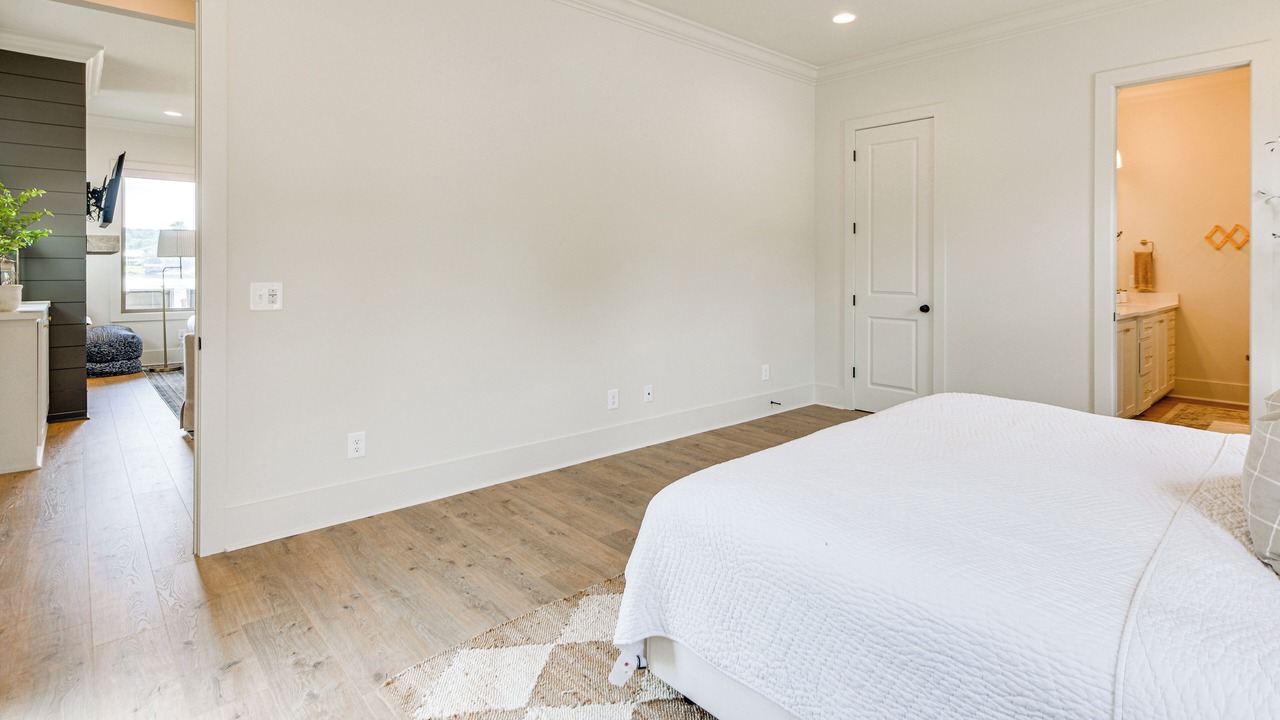 Photo of Bedroom in Alexander City