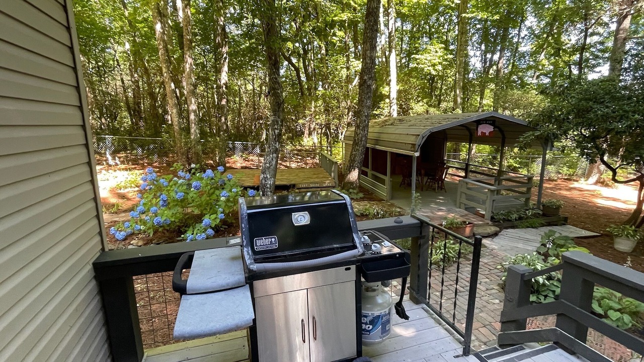 Photo of Patio Balcony in Lake Toxaway