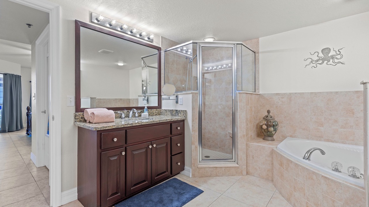 Photo of Bathroom in New Smyrna Beach