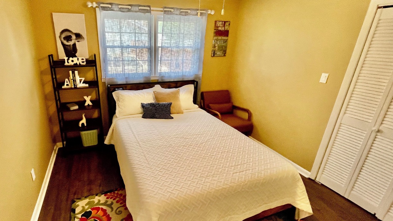 Photo of Bedroom in Warner Robins