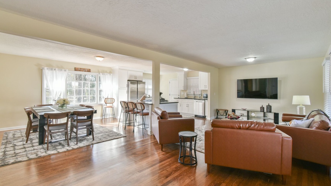 Photo of Livingroom in Marietta