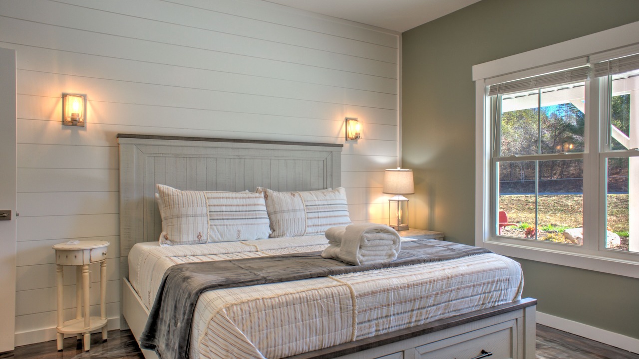 Photo of Bedroom in Alexander