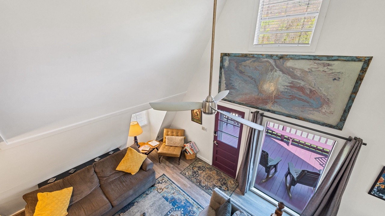 Photo of Livingroom in Maggie Valley
