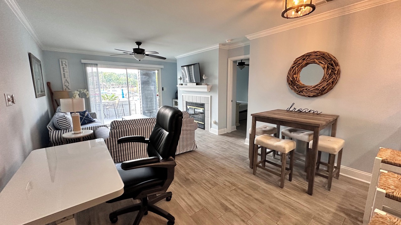Photo of Livingroom in Cornelius