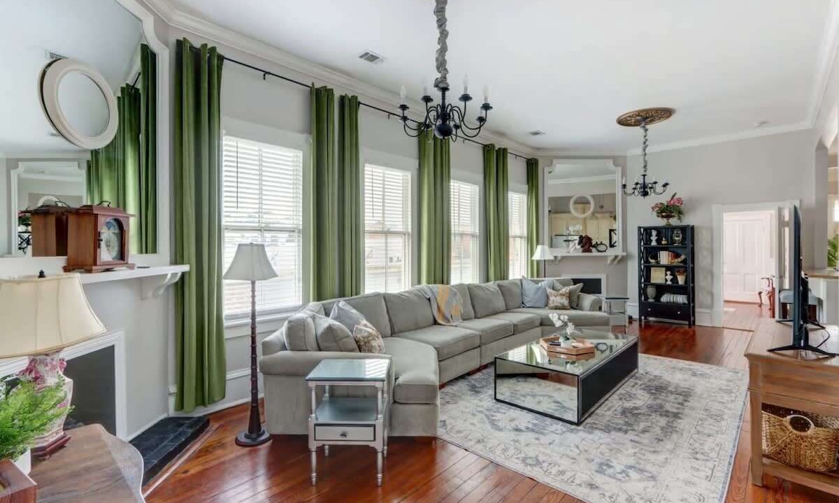 Photo of Livingroom in Hitch Village - Fred Wessels Homes