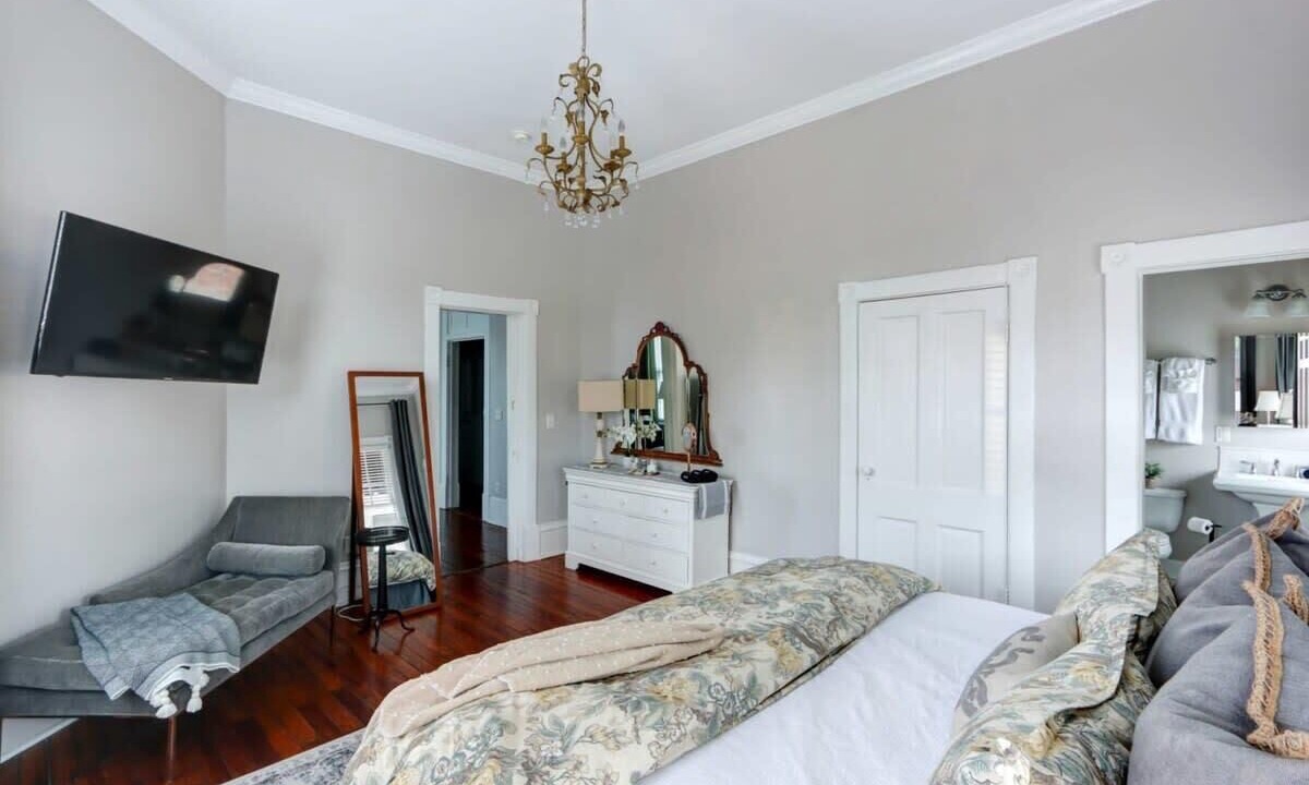 Photo of Bedroom in Hitch Village - Fred Wessels Homes