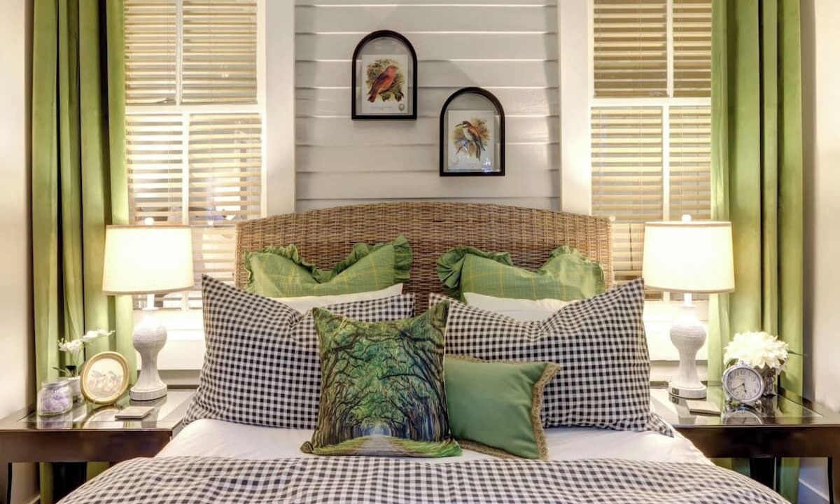 Photo of Bedroom in Hitch Village - Fred Wessels Homes