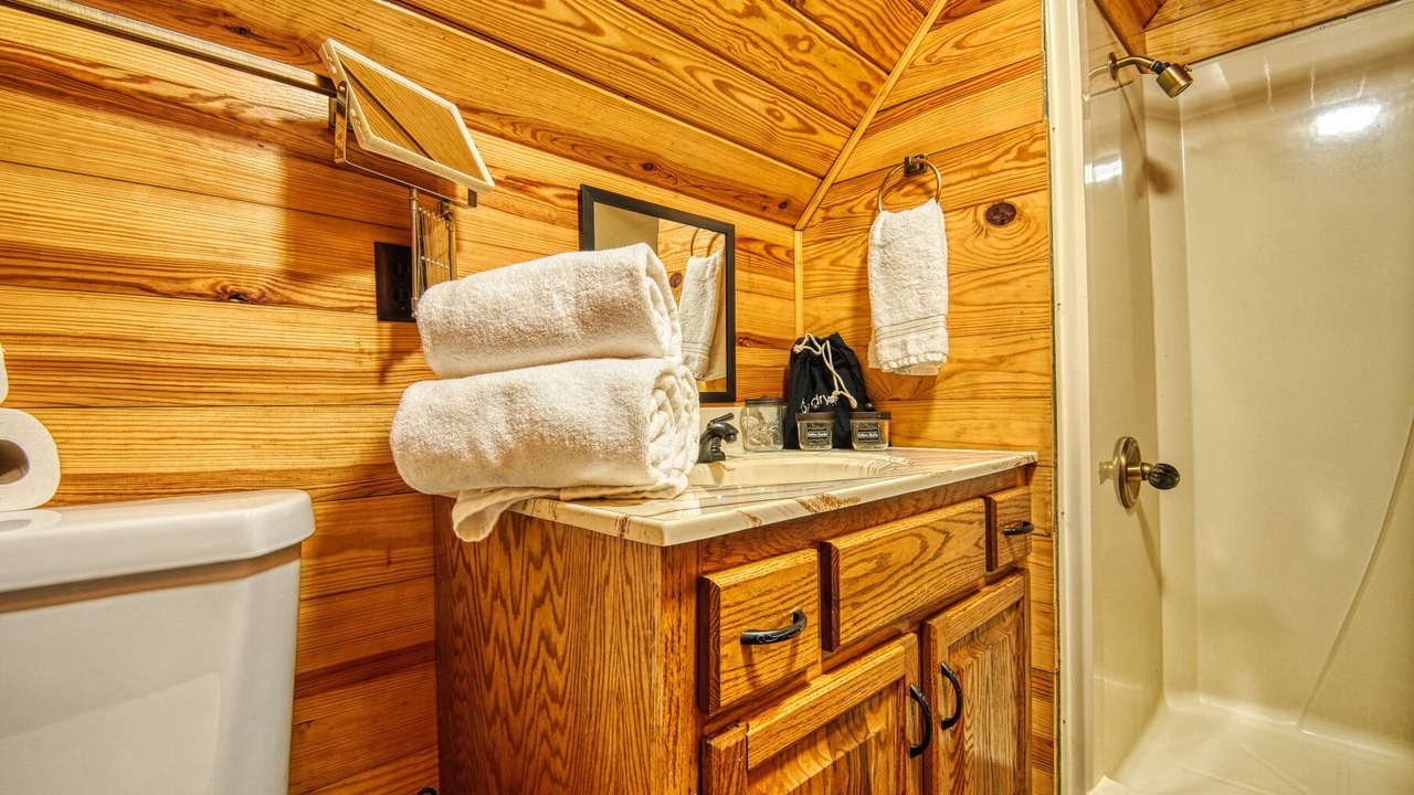 Photo of Bathroom in Rocky Grove