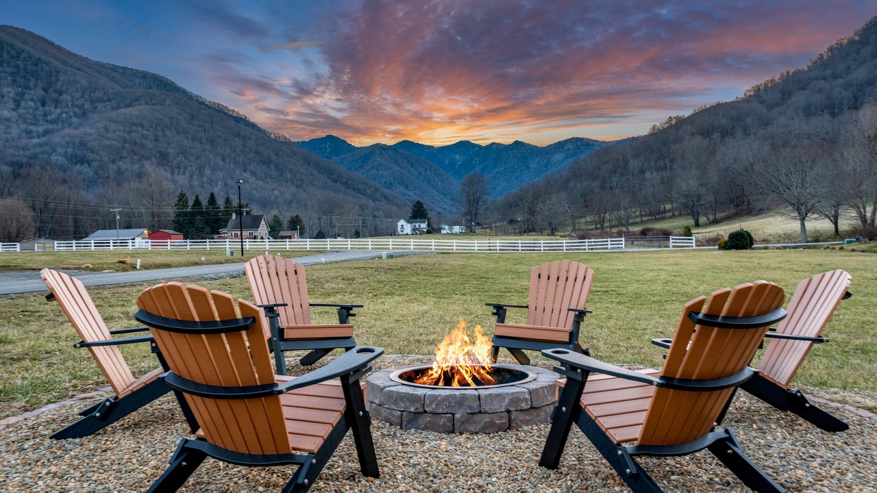 Photo of Others in Maggie Valley