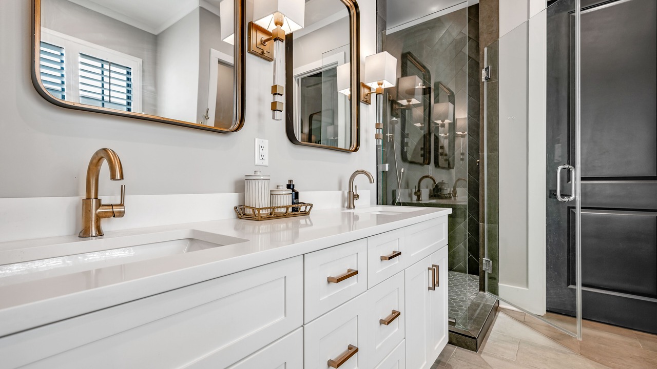Photo of Bathroom in East Beach