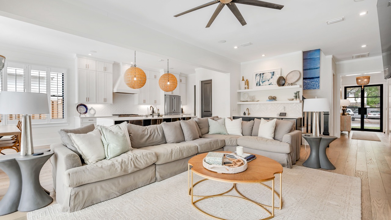 Photo of Livingroom in East Beach