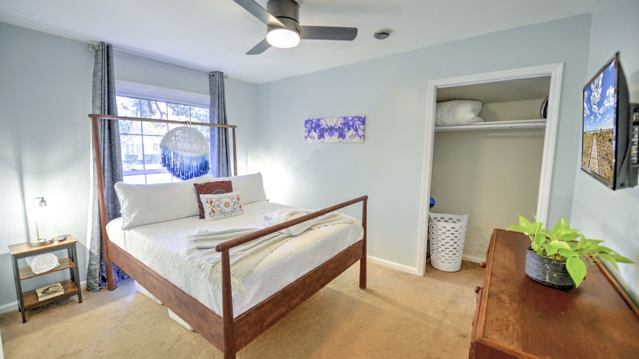 Photo of Bedroom in Charleston