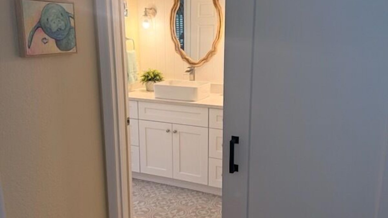 Photo of Bathroom in New Smyrna Beach