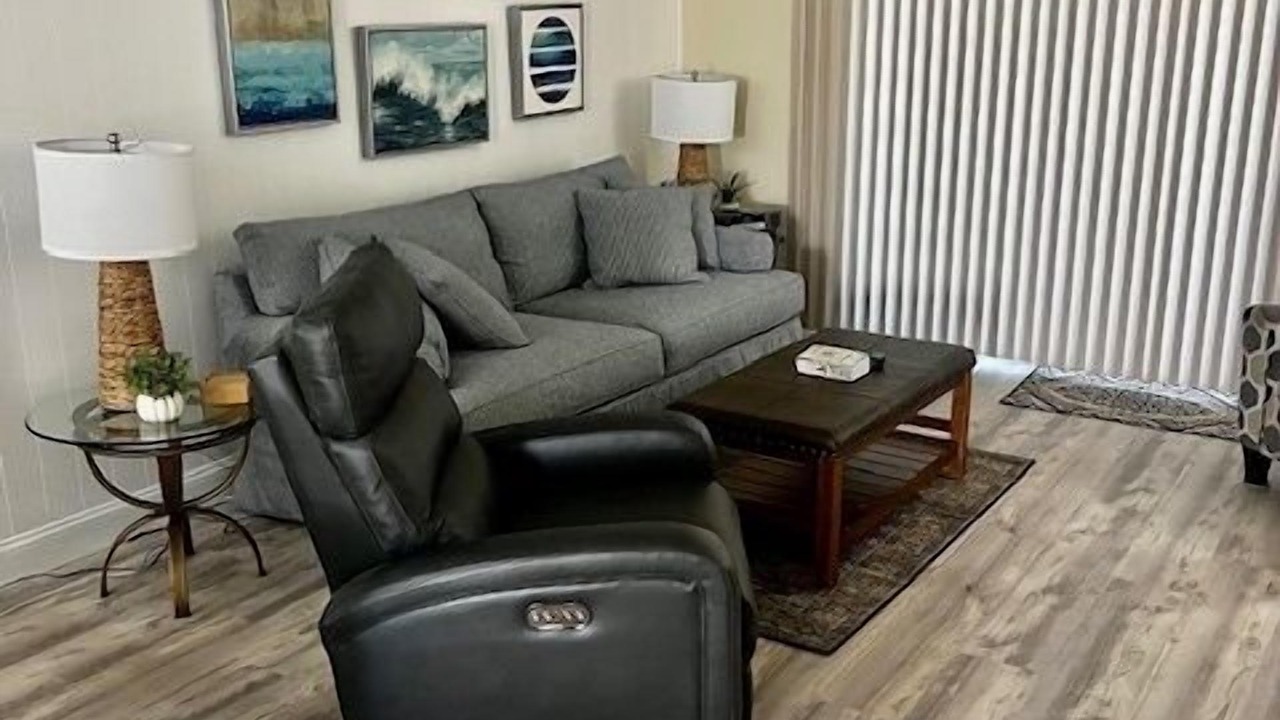 Photo of Livingroom in New Smyrna Beach