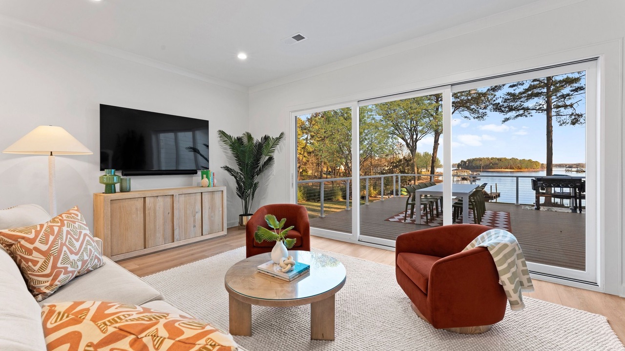 Photo of Livingroom in Mayhew