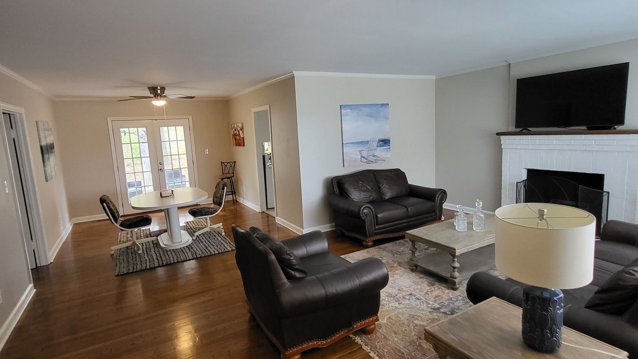 Photo of Livingroom in Warner Robins