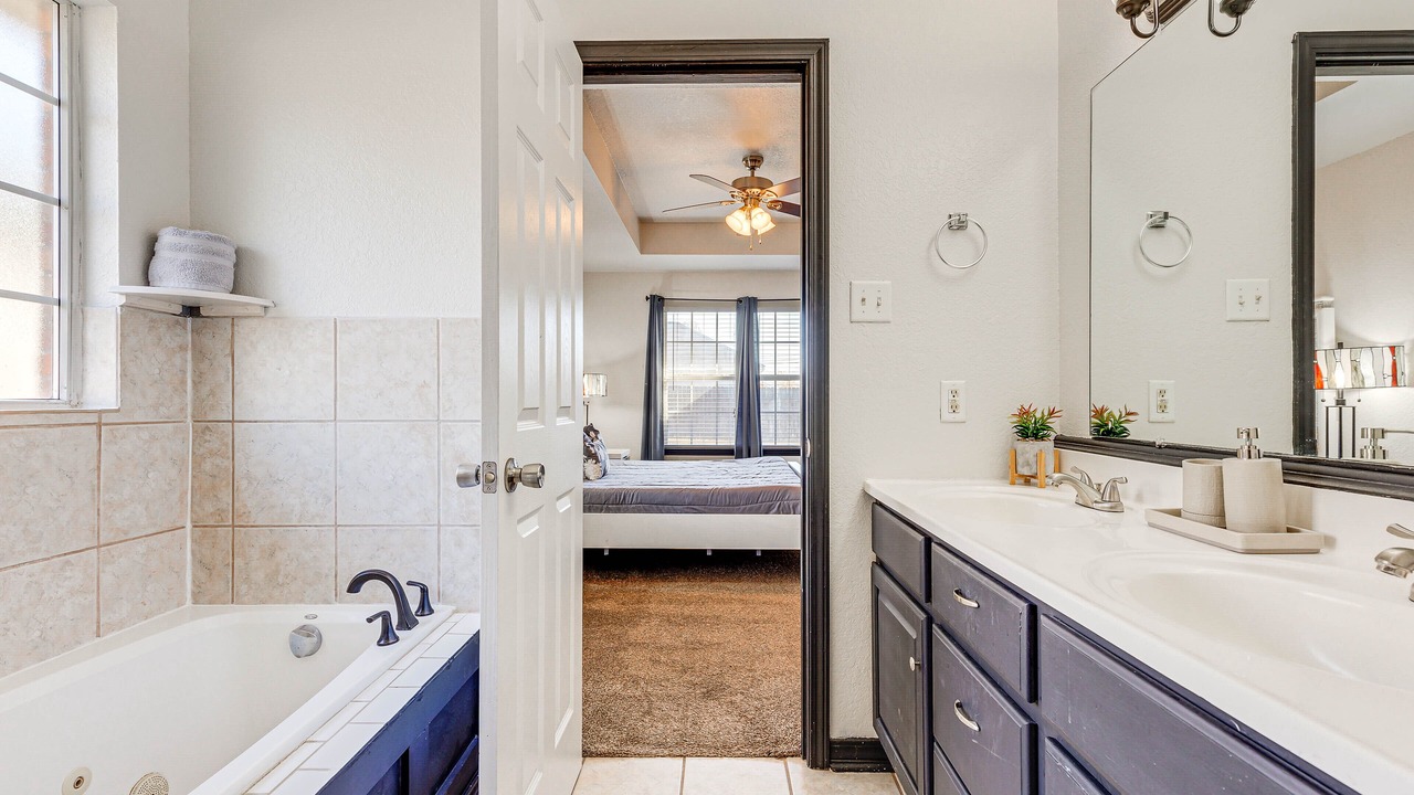 Photo of Bathroom in Ocean Springs