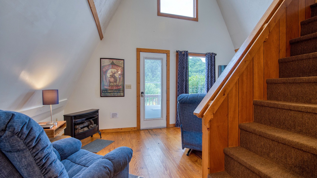 Photo of Livingroom in Maggie Valley
