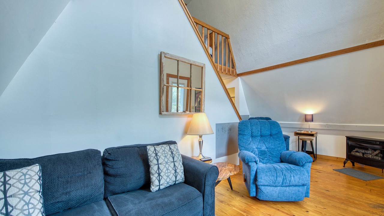 Photo of Livingroom in Maggie Valley